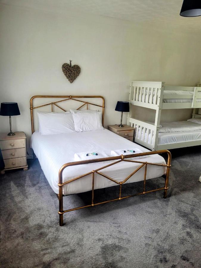 Wheal Tor & Glamping Lodge *